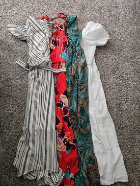 Maurices XS Dress Bundle – Eyelet, Paisley, Floral & Striped – Excellent Conditi